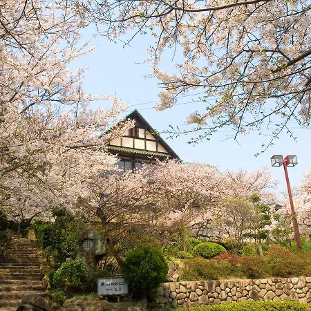 Suma Kanko House Aji To Yado Kagetsu Кобе Екстериор снимка