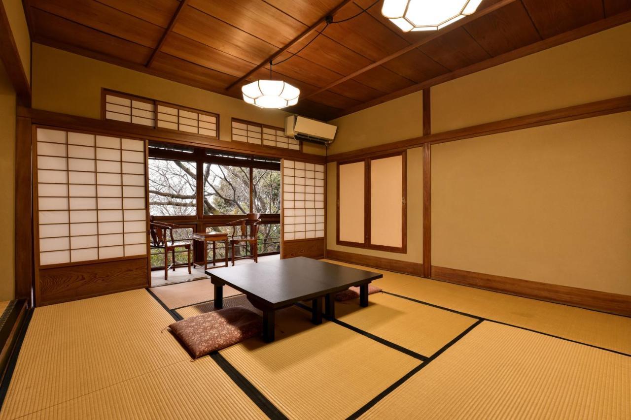 Suma Kanko House Aji To Yado Kagetsu Кобе Екстериор снимка