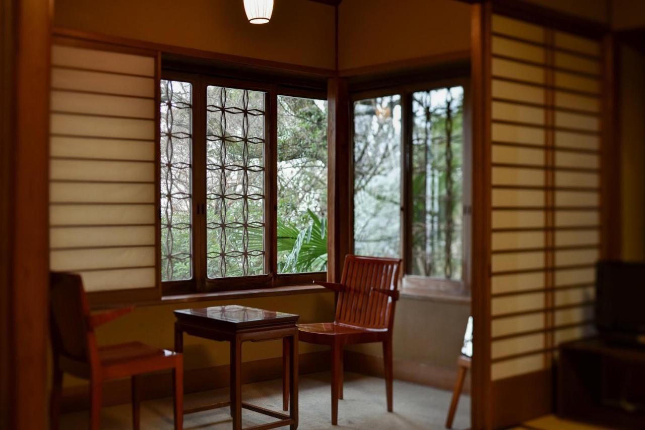 Suma Kanko House Aji To Yado Kagetsu Кобе Екстериор снимка